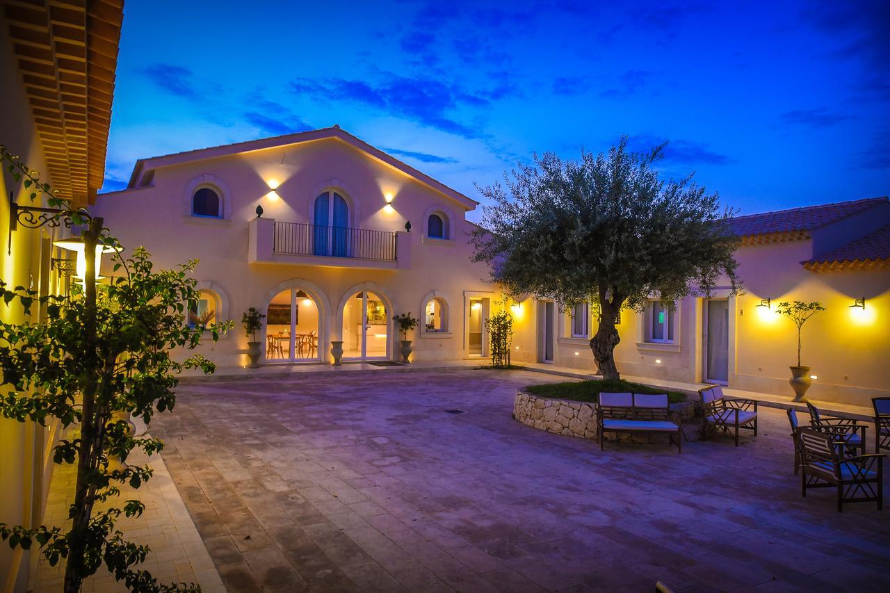 Bed and Breakfast Baglio Genovesi à Noto Extérieur photo